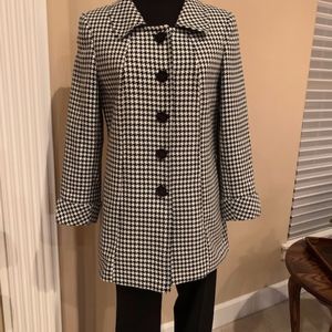 Tahari Houndstooth Topper Coat